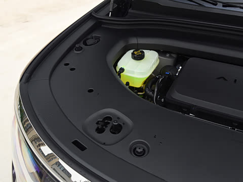 2025�� ���� Ultra�� 53.4kWh 6���� (896�߼����״