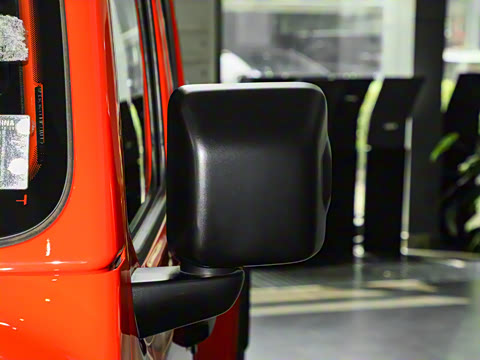 2023�� 3.6L Overland