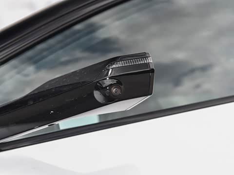 2026�� �ȷ�quattro��