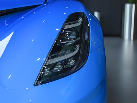 2025�� 2.0T DCT Turbo SE