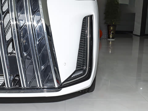 2026�� ���̰� 230����� 7��