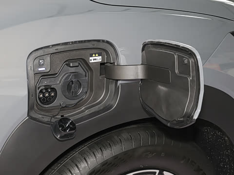 2025�� ����SMART�� 64.2kWh