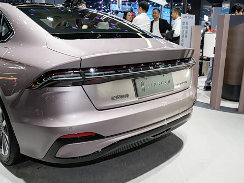 2026�� 2.0T ������