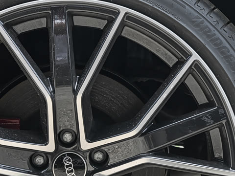 2026�� 55 TFSI quattro S line����ʿ��