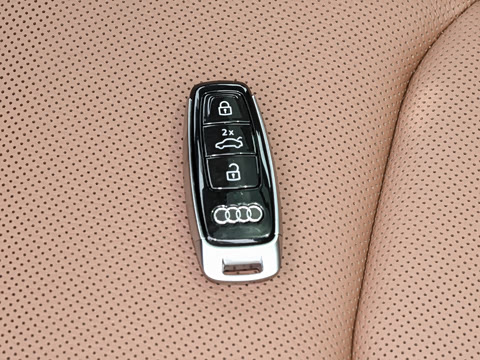 2026�� 55 TFSI quattro S line����ʿ��
