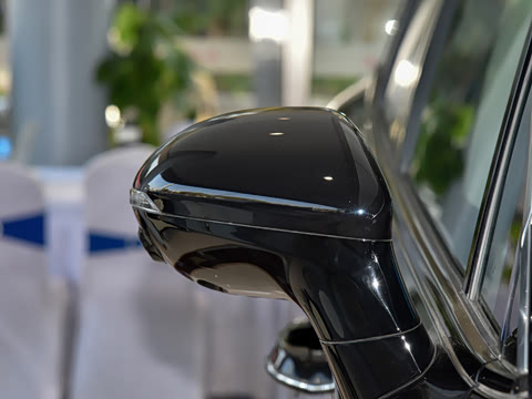 2025�� 2.0T PHEV ���������� 6��