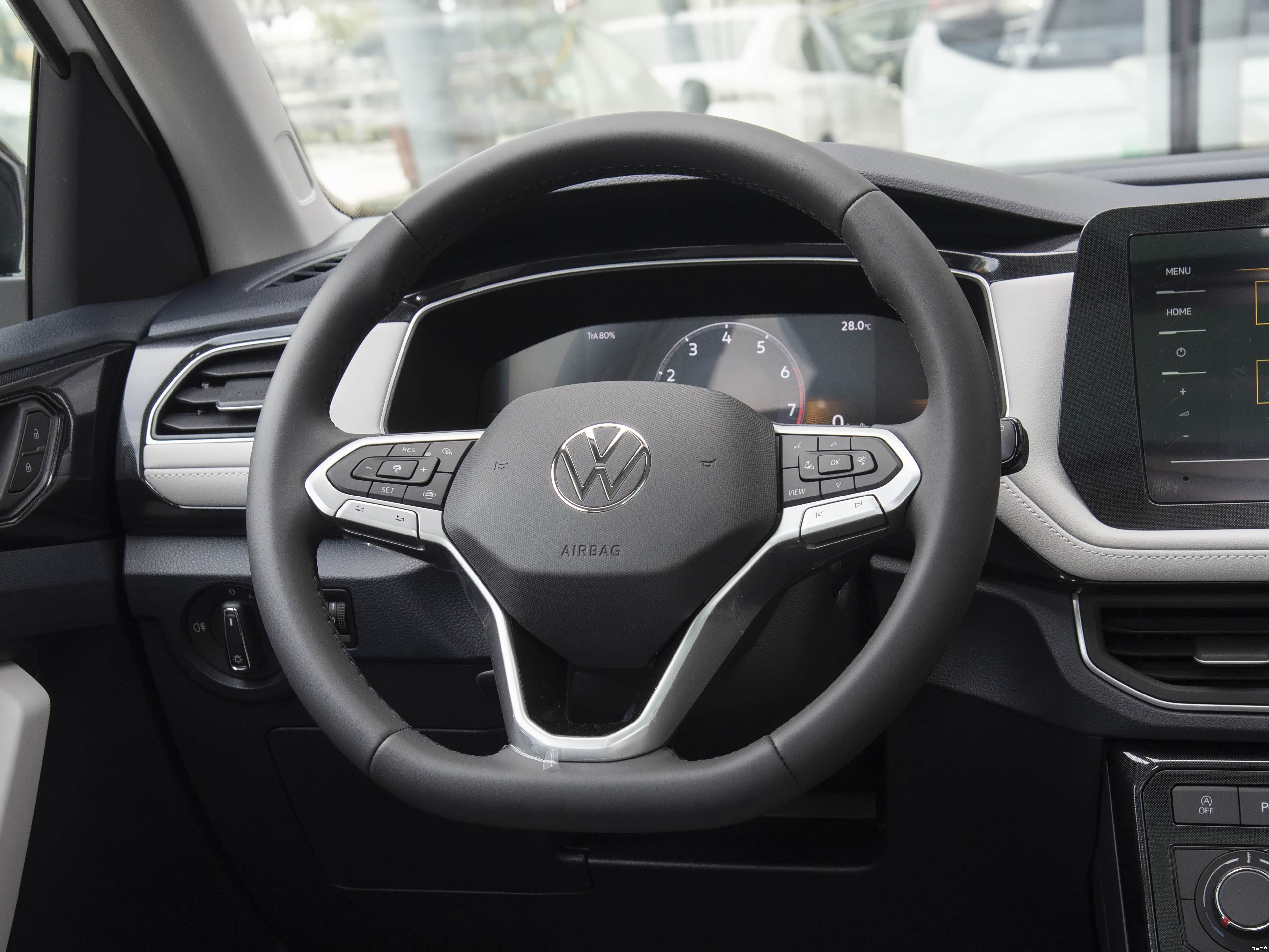 Volkswagen Tharu, миниатюра 17