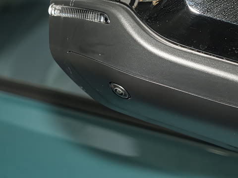 2026�� 2.0L ����������