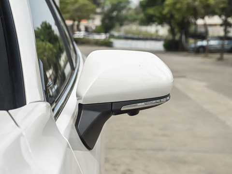 2026�� ˫�� 2.0L ����