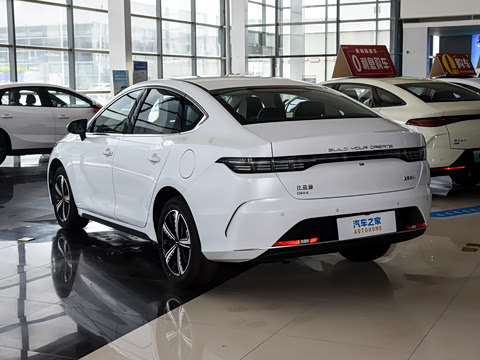 2025�� DM-i 120KM ���а�