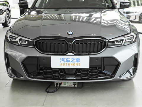 2026�� 330Li M�˶���ҹ��װ