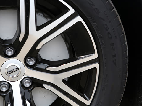 2027�� B4 ���ݺ�����