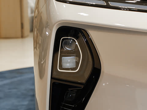 2025�� 102kWh ��ƽ���ر��