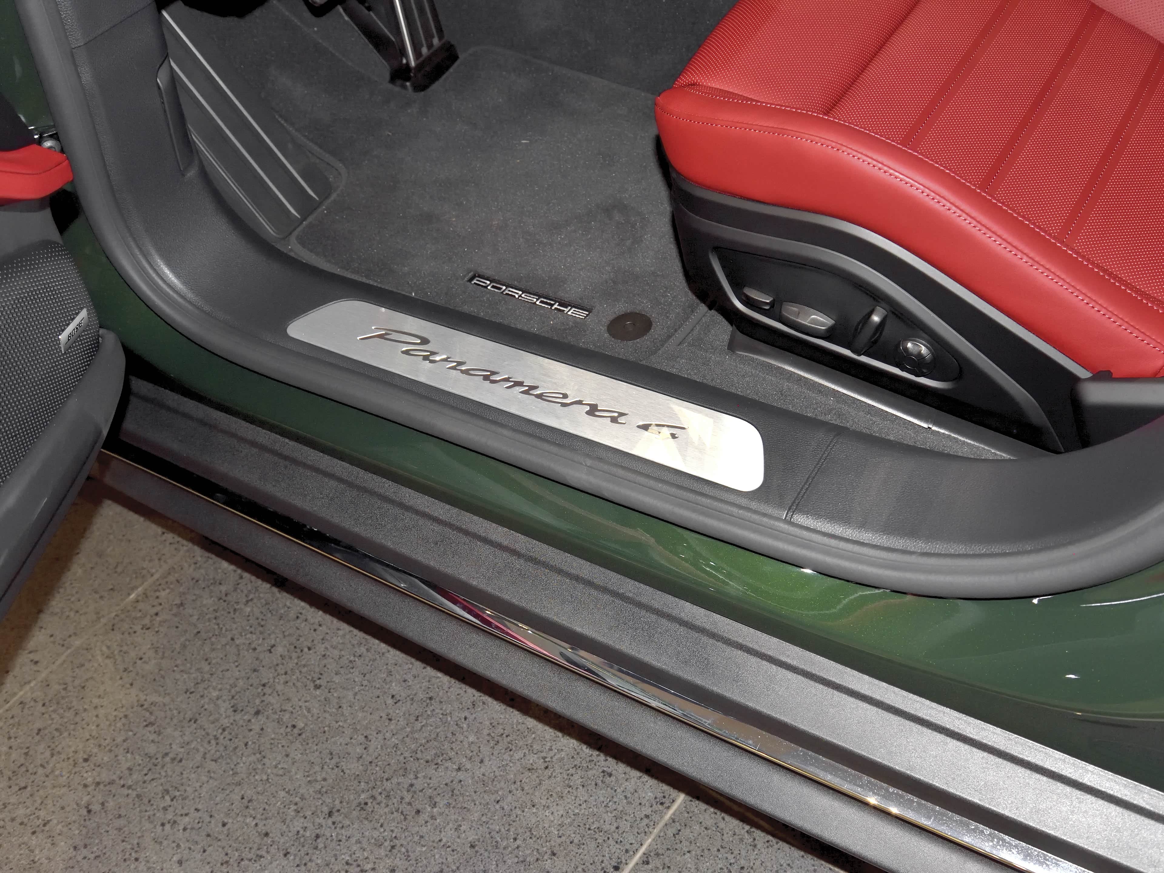Porsche Panamera, миниатюра 24