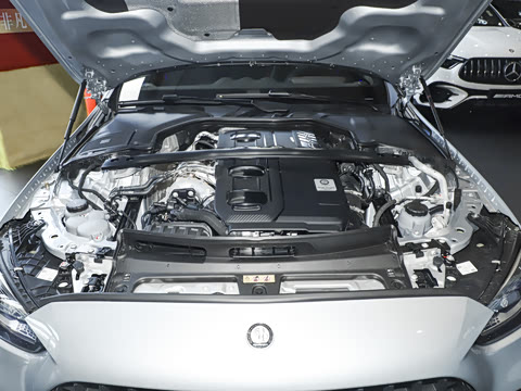 2025�� AMG C 43 4MATIC