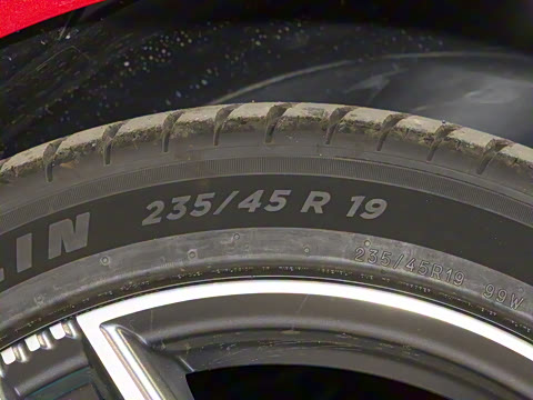 2025�� �Ŀ� 710 Max��