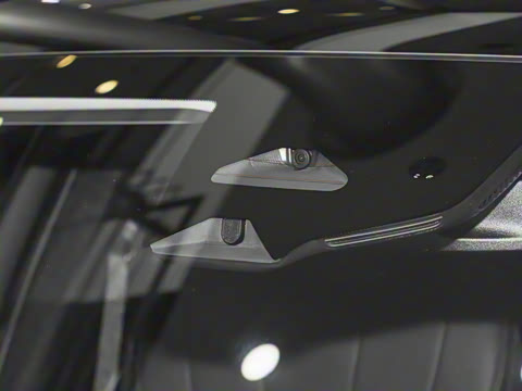 2025�� �Ŀ� E 260 �˶���