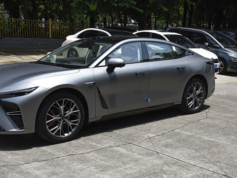 2027�� ���� 302 Max�����״��