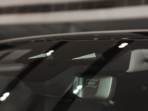 2026�� 3.0 L6 400PS AB�����