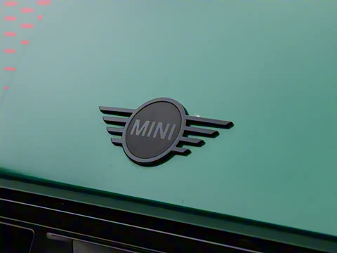 2025�� JOHN COOPER WORKS