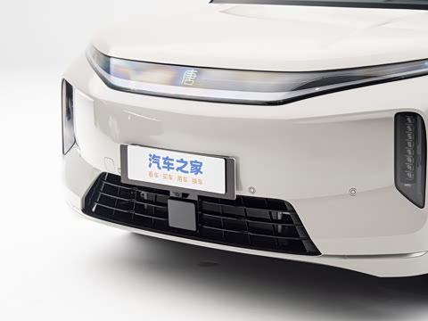 2026�� ���� 585kW ����������