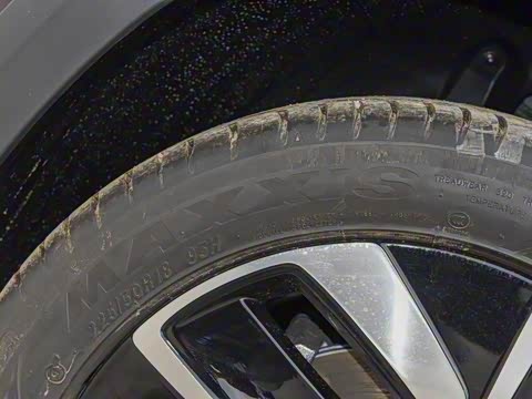 2026�� 300TSI �������°�