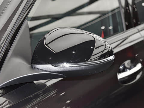 2026�� AMG C 43 4MATIC