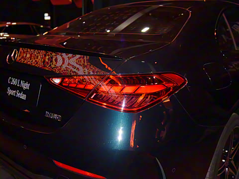 2026�� C 260 L �ҹ�˶���