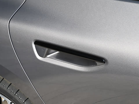 2026�� TFSI quattro 200kW �콢��