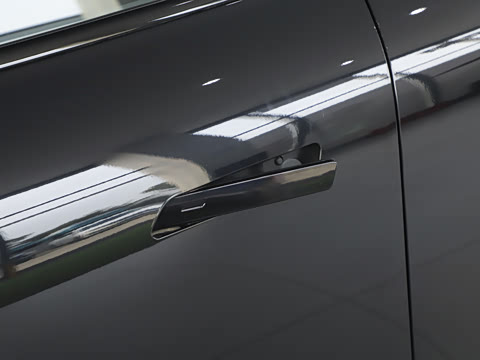 2025�� ���� 650MaxѲ����