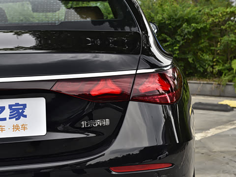 2026�� E 300 L ������