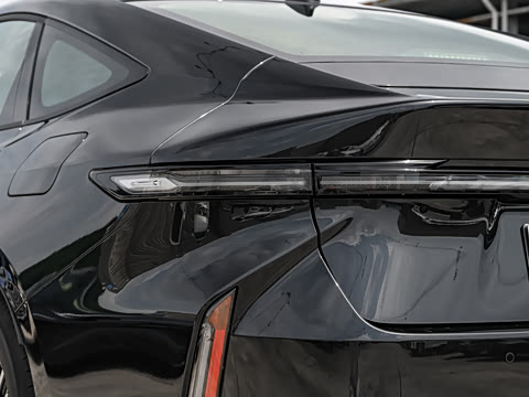 2026�� 300h