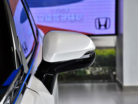 2026�� 370TURBO ����������