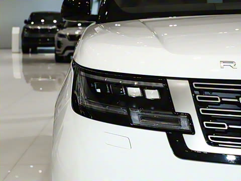 2025�� 3.0 L6 400PS ʢ���ӳ���