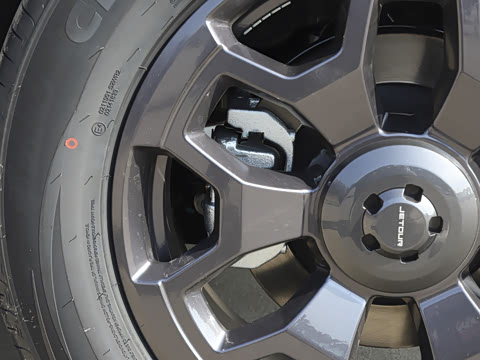 2026�� 2.0TD XWD ����