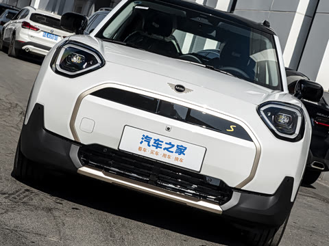 2025�� SE ������