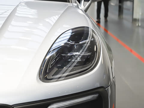 2026�� Macan 2.0T ���ΰ�