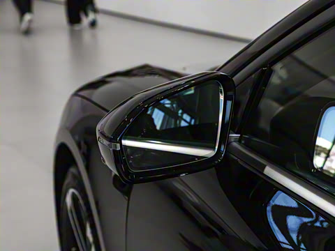 2025�� �ھ������ 100kWh Touring