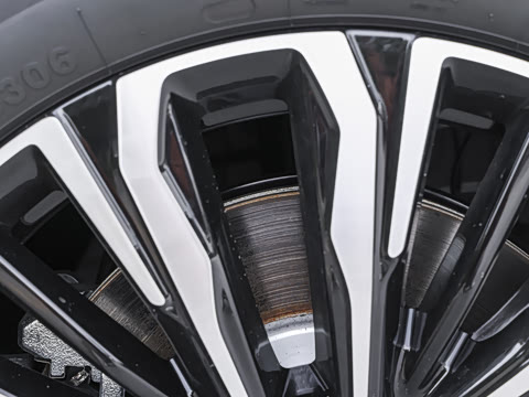 2026�� ���� 300Pro Ǭ����