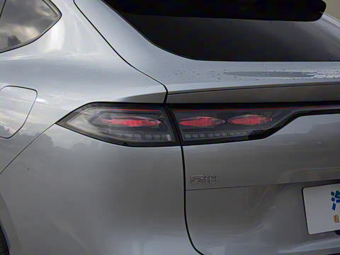 2025�� 670 Max��