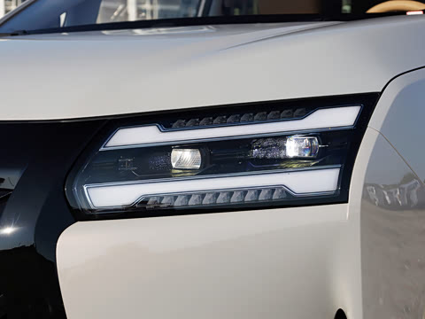 2025�� 1.5T CVT ��Ӣ��