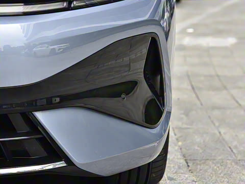 2026�� L 300TSI DSG ������