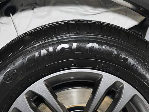 2025�� 1.5L �ֶ���Խ��