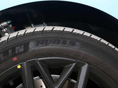 2025�� EV 701KM�����״��콢��