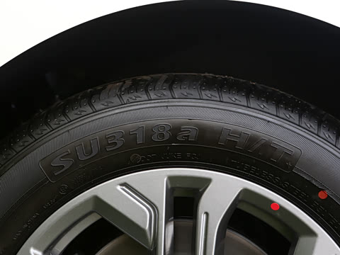 2025�� 2.0T �Զ������� 7��