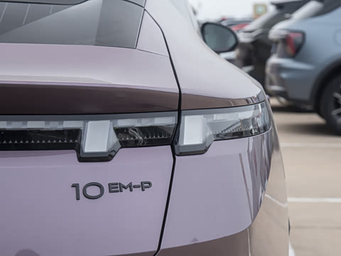 2025�� 120����Ultra