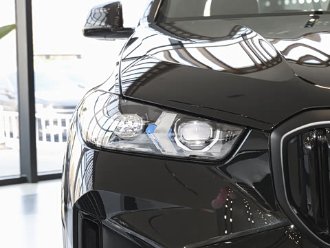 2026�� �Ŀ� xDrive 40Li M�˶���ҹ��װ