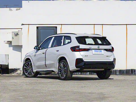 2025�� xDrive25Li M�˶���ҹ��װ