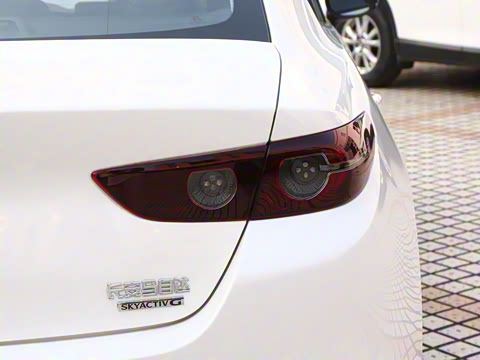 2025�� 2.0L �Զ����Ű�