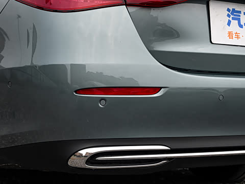 2026�� E 300 L ������